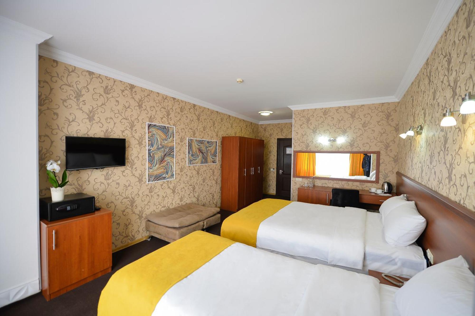 Aura Boutique Hotel Batumi Habitación foto